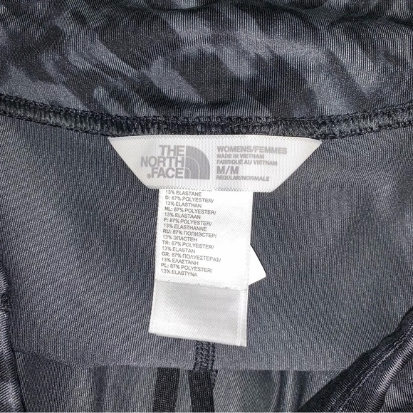 The North Face Crop Leggings Women’s Size M Black Grey Capri Tight Running Pant - Picture 9 of 9